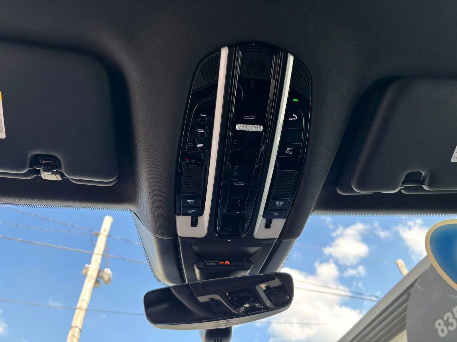 Used 2019 Porsche Cayenne S image 35