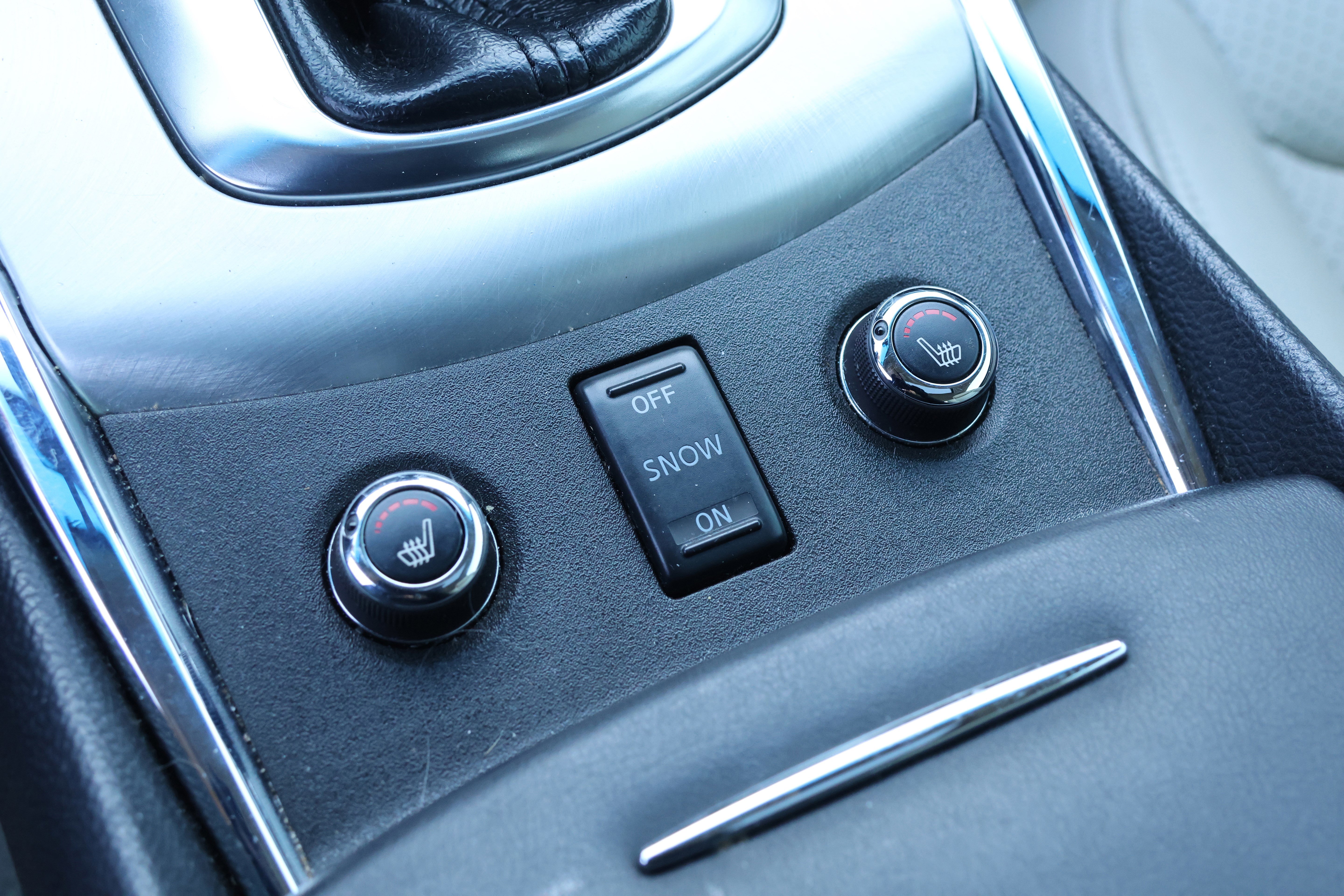 Used 2013 INFINITI G37 x w/ Premium Pkg image 29