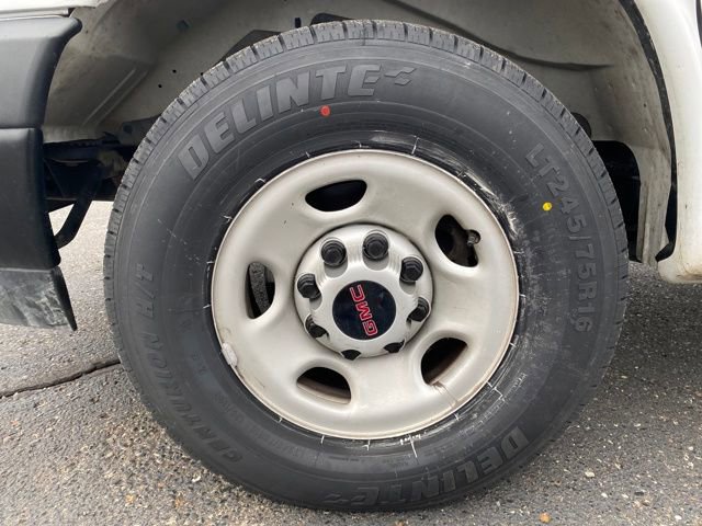 Used 2024 GMC Savana 2500 Work Van image 18
