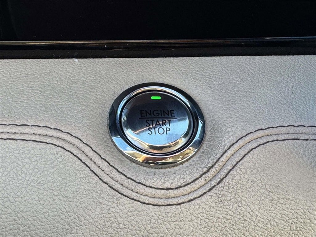 Used 2019 Lincoln Navigator Reserve w/ Cargo Package image 8