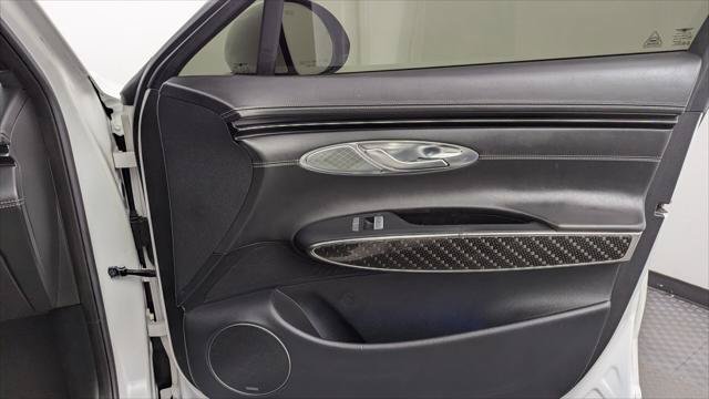 Used 2022 Genesis GV70 3.5T Sport w/ Sport Prestige Package AWD/4WD image 23