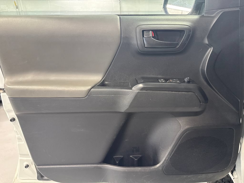 Used 2023 Toyota Tacoma SR AWD/4WD image 25