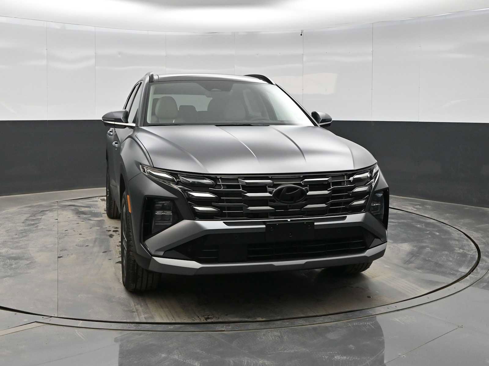New 2026 Hyundai Tucson Limited w/ Tow & Go Package image 2