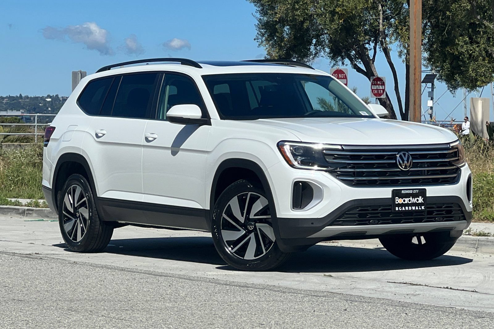 New 2026 Volkswagen Atlas SE AWD/4WD image 2