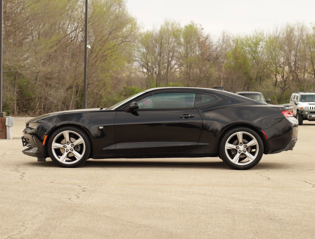 Used 2017 Chevrolet Camaro LT w/ RS Package image 4