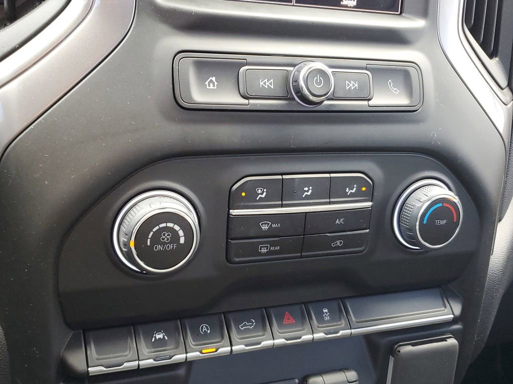 Used 2025 Chevrolet Silverado 1500 W/T w/ WT Value Package image 18