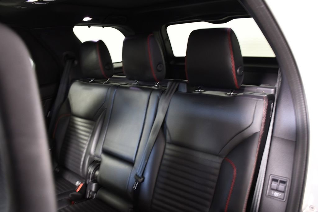 Used 2019 Land Rover Discovery HSE AWD/4WD image 28