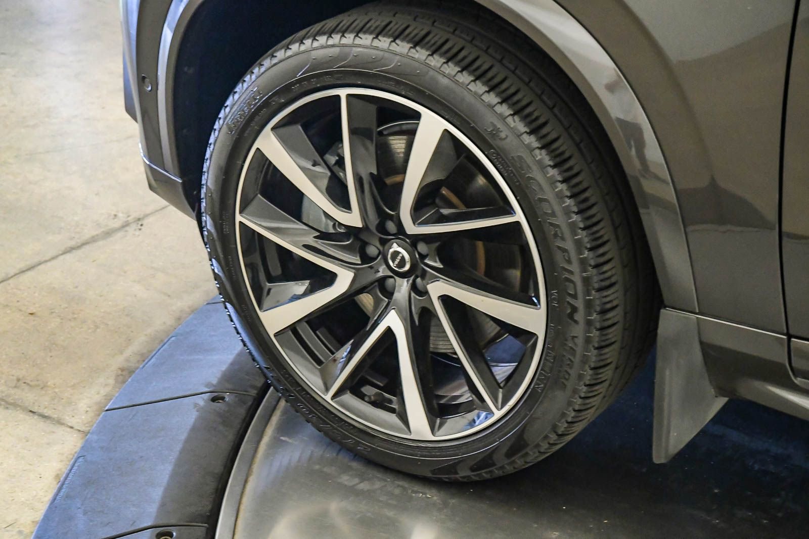 Certified 2023 Volvo XC90 T8 Ultimate w/ Protection Package Premier AWD/4WD image 10