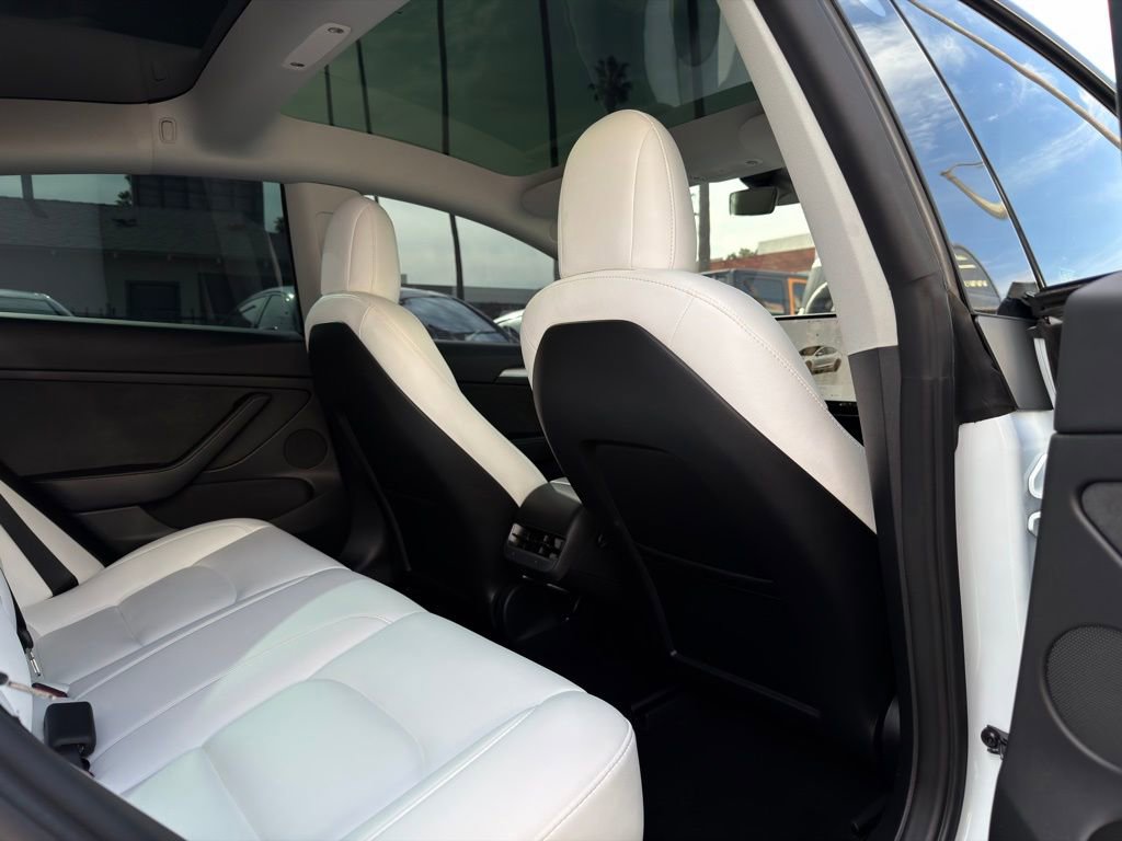 Used 2022 Tesla Model 3 Performance image 34