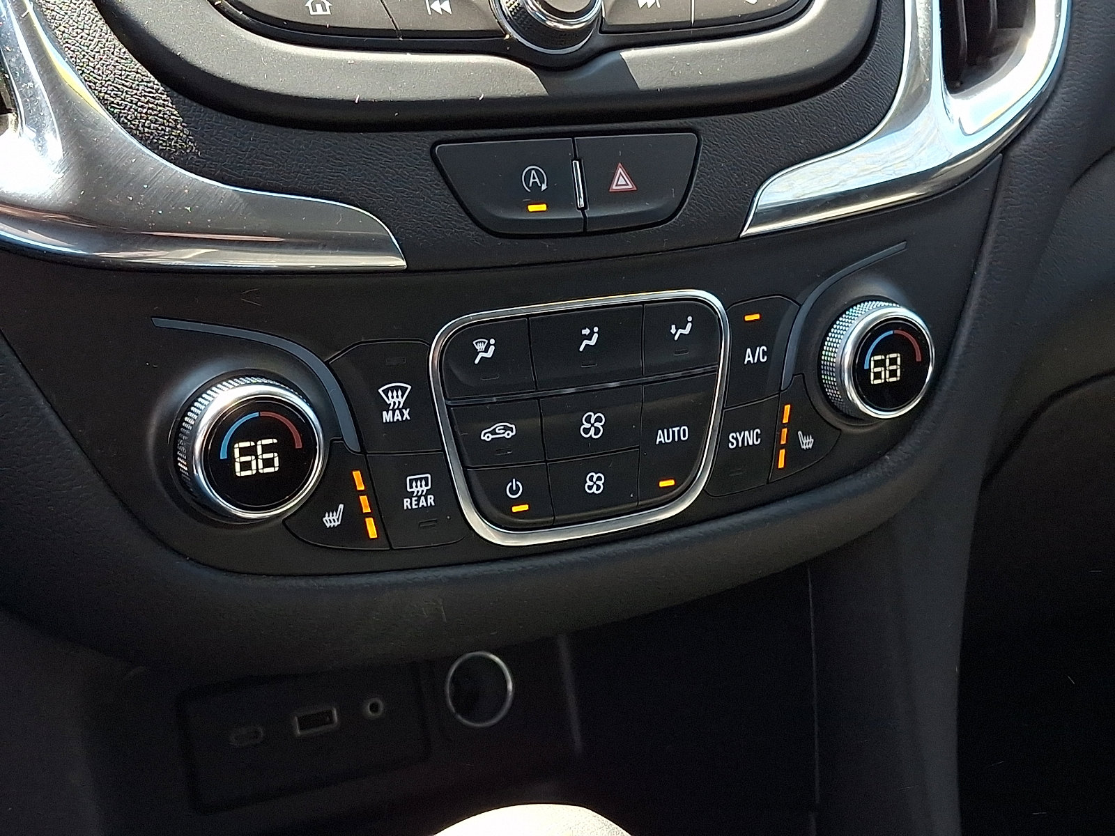 Certified 2023 Chevrolet Equinox LT image 17