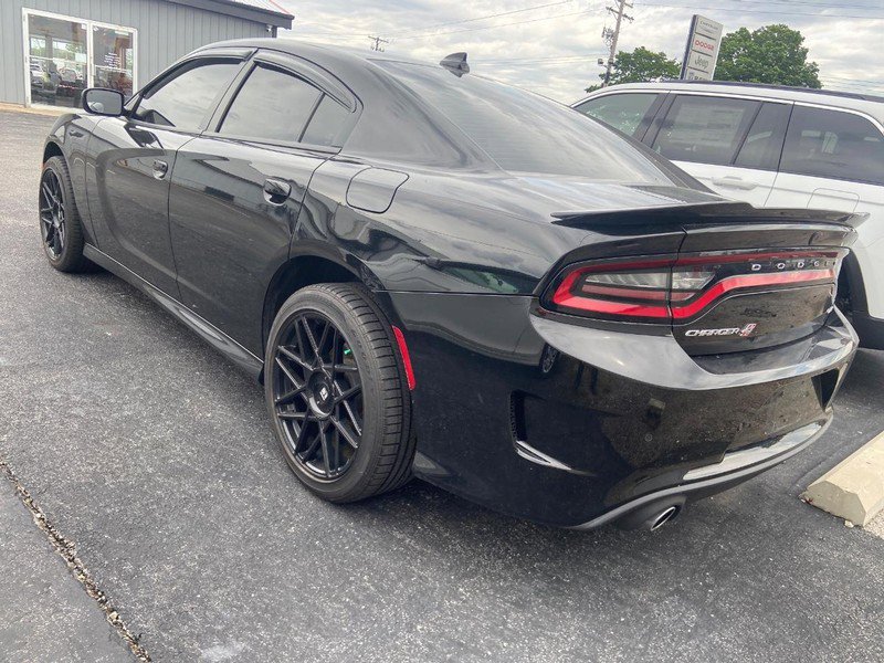 Used 2023 Dodge Charger GT w/ Technology Group AWD/4WD image 4