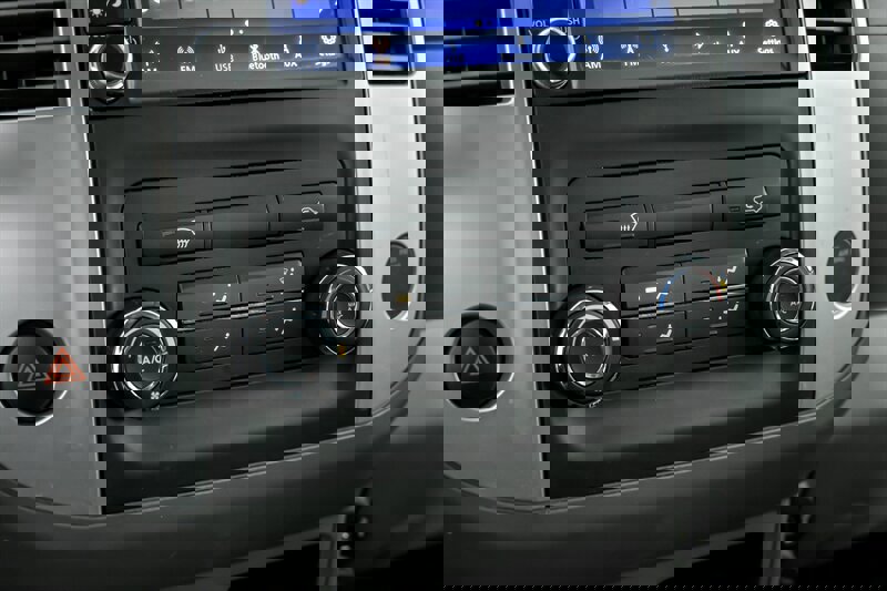 Used 2019 Nissan Frontier SV image 24