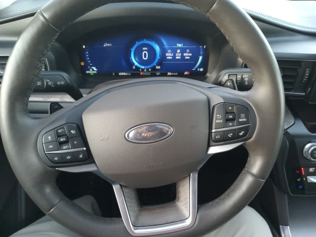 Used 2020 Ford Explorer Platinum AWD/4WD image 13