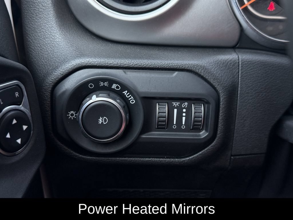 Used 2021 Jeep Wrangler Unlimited Sport AWD/4WD image 31