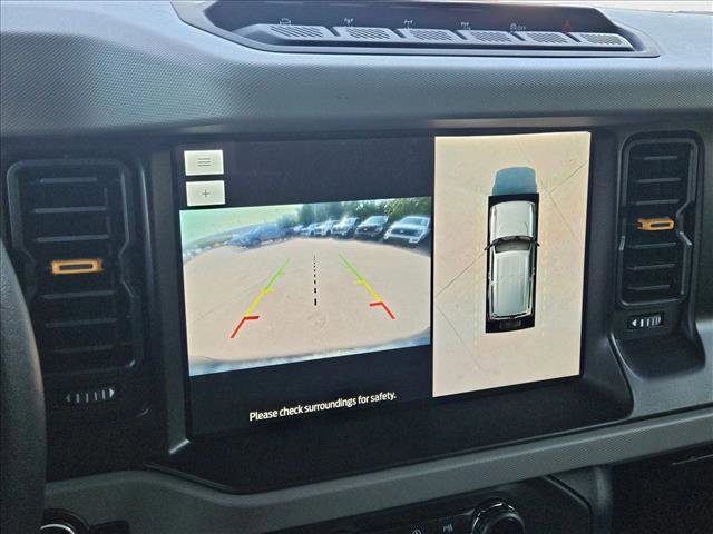 Used 2023 Ford Bronco Badlands image 13