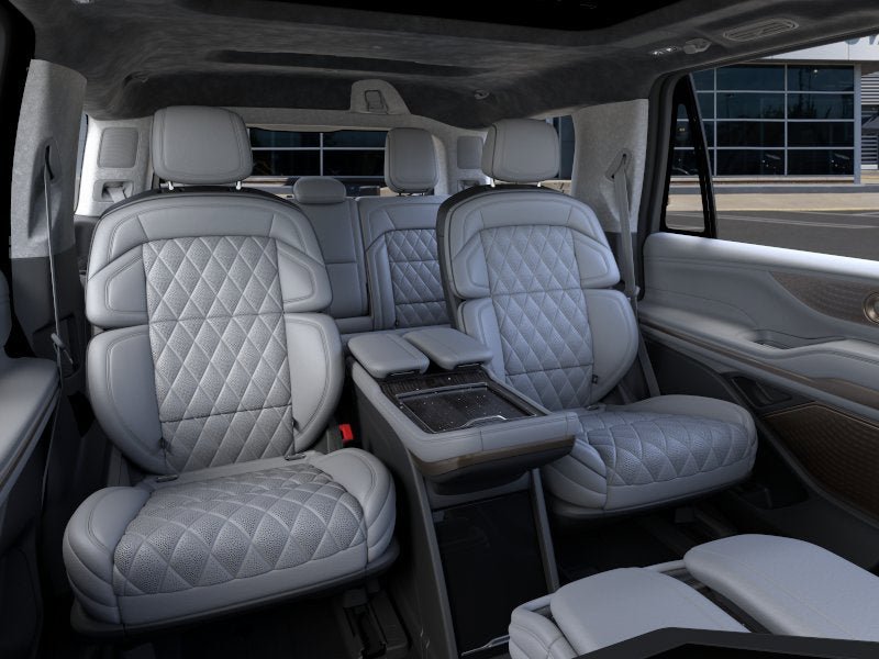 New 2026 Lincoln Navigator Black Label AWD/4WD image 11