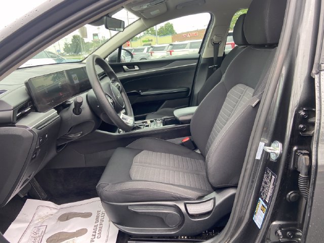 Certified 2026 Kia K5 LXS FWD image 12