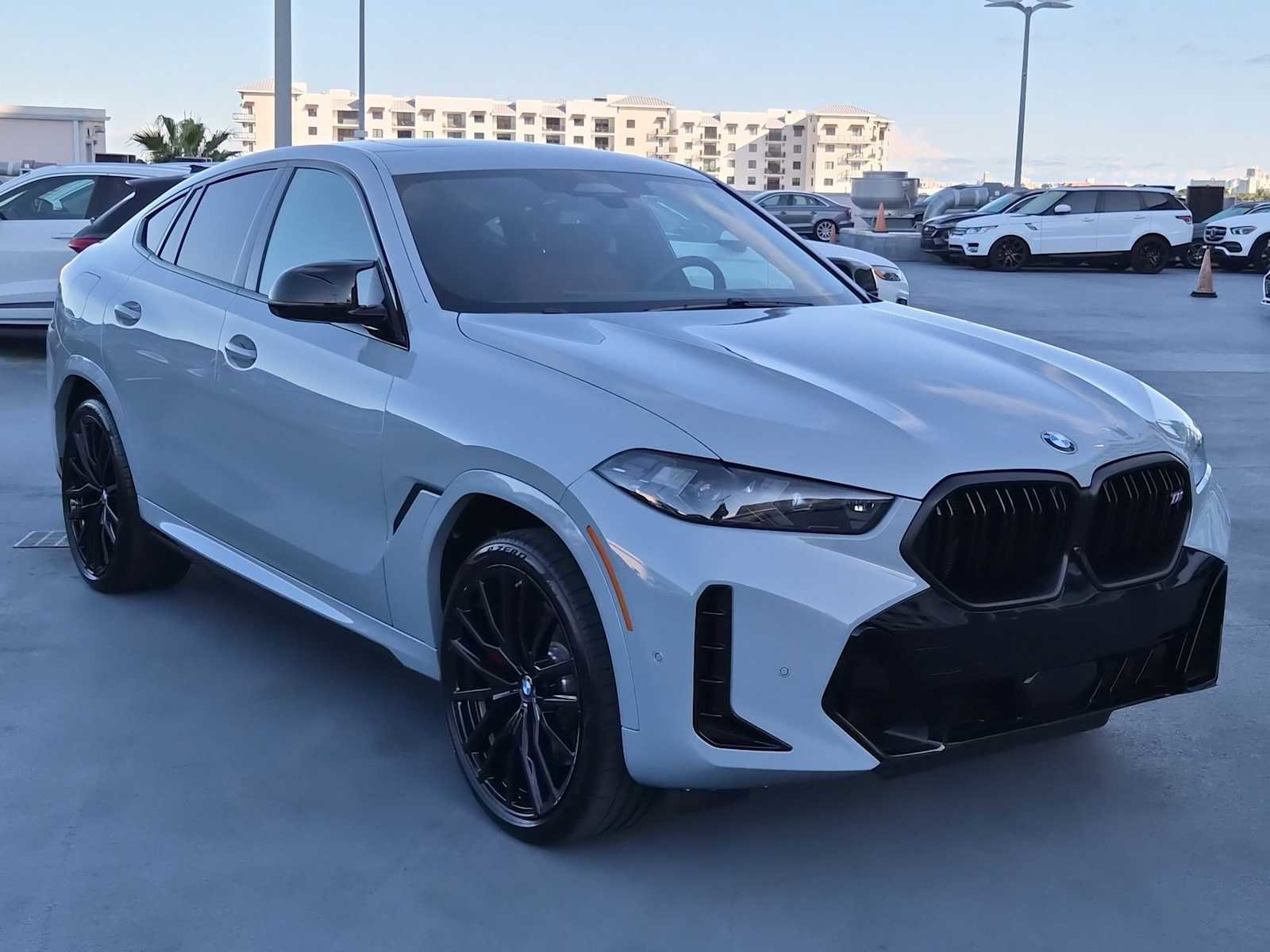 Used 2024 BMW X6 M60i image 8