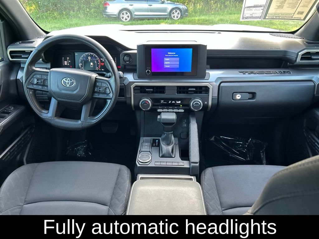 Used 2025 Toyota Tacoma SR5 RWD image 10