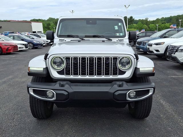 Certified 2024 Jeep Wrangler Unlimited Sahara w/ Technology Group AWD/4WD image 2