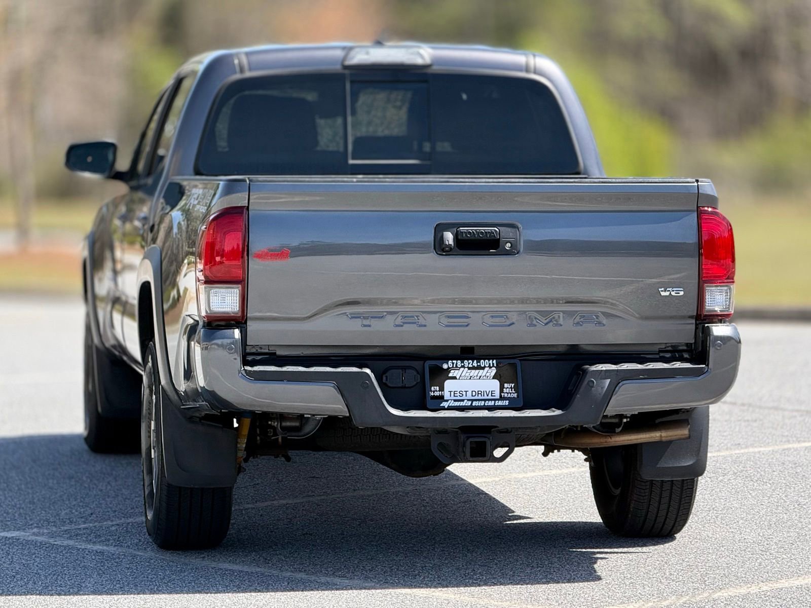 Used 2019 Toyota Tacoma TRD Off-Road w/ Technology Package image 4