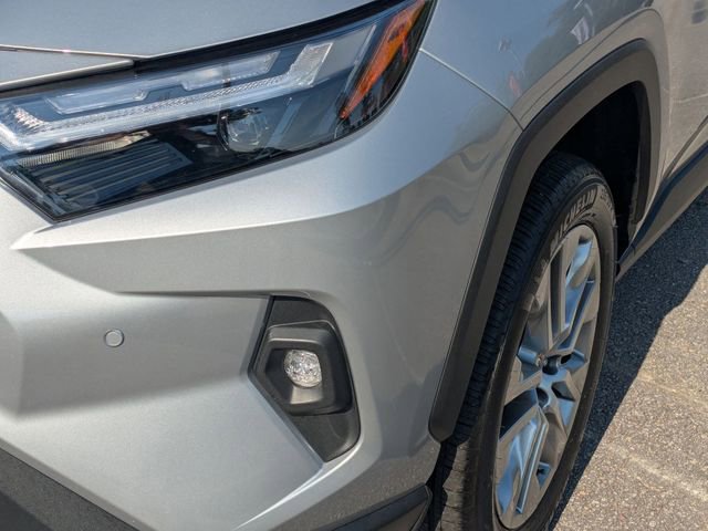 Used 2022 Toyota RAV4 Limited w/ Limited Grade Weather Package FWD image 9