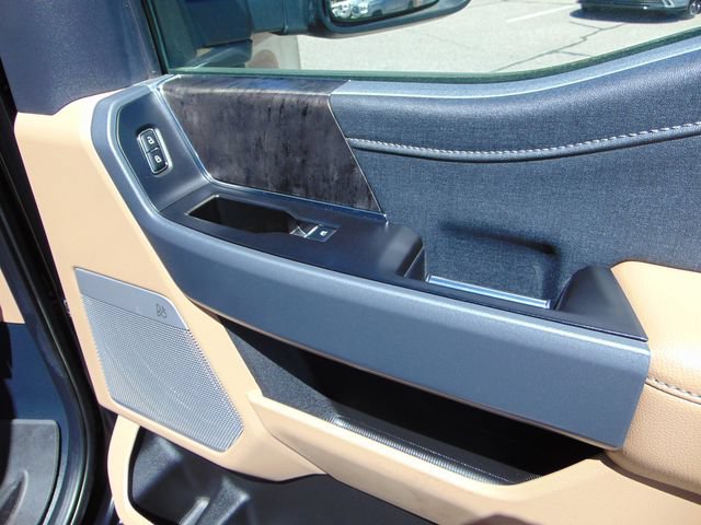 Used 2024 Ford F350 Lariat w/ Lariat Ultimate Package AWD/4WD image 27