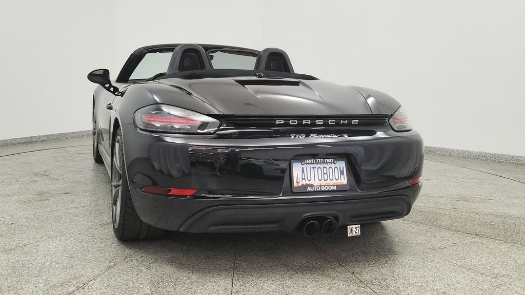 Used 2018 Porsche 718 Boxster S RWD image 4