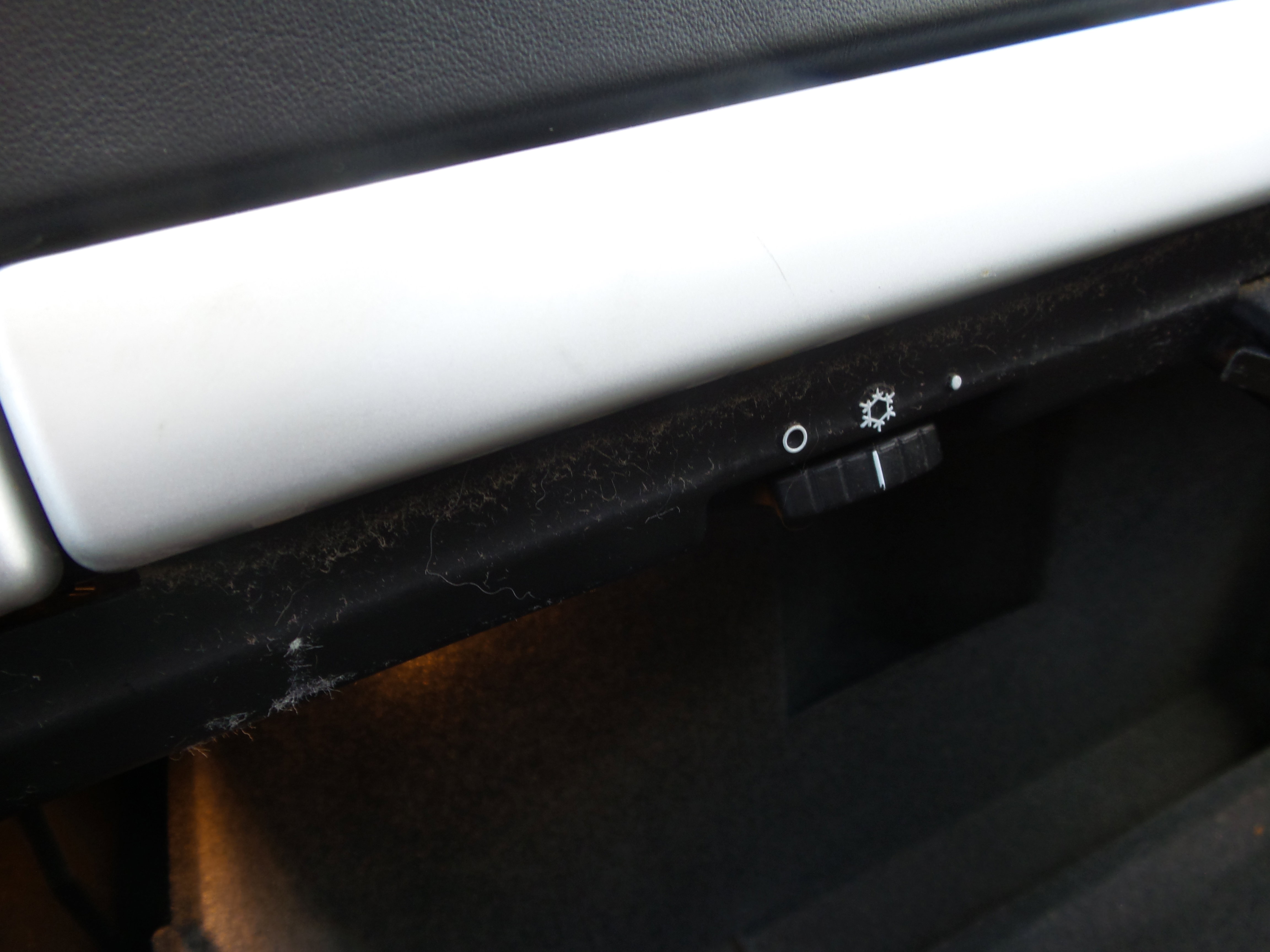 Used 2004 Porsche Cayenne Turbo image 66