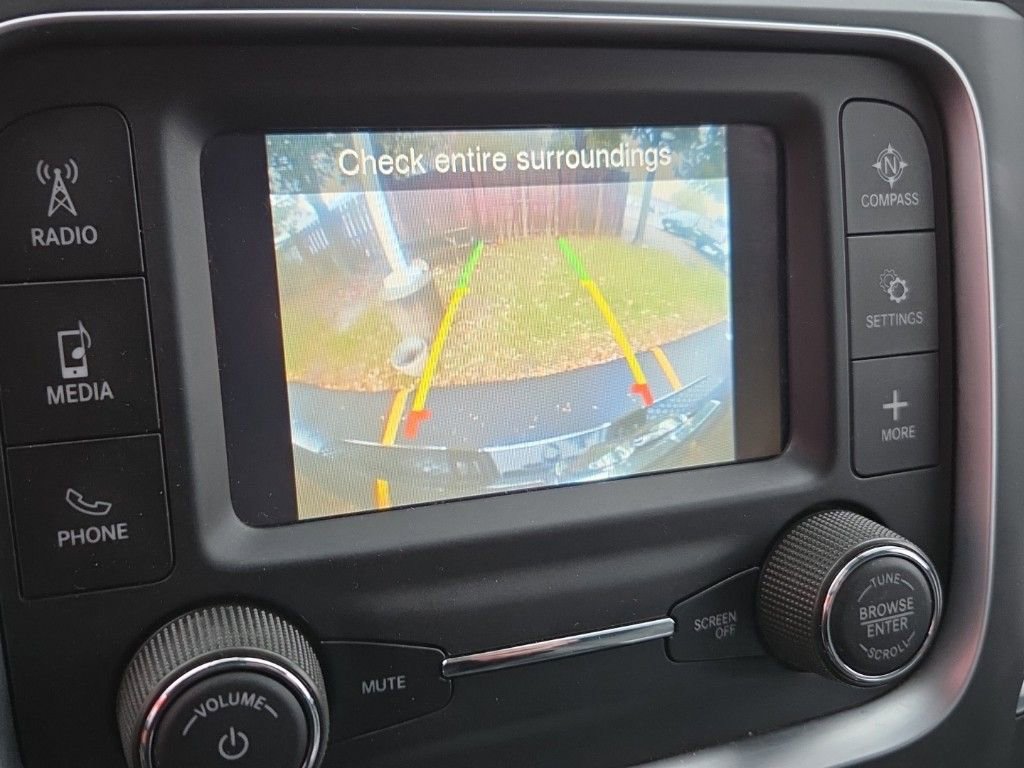 Used 2024 RAM 1500 Classic SLT image 20