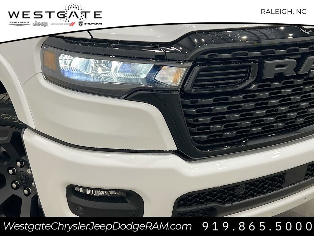 New 2026 RAM 1500 4x4 Crew Cab image 28