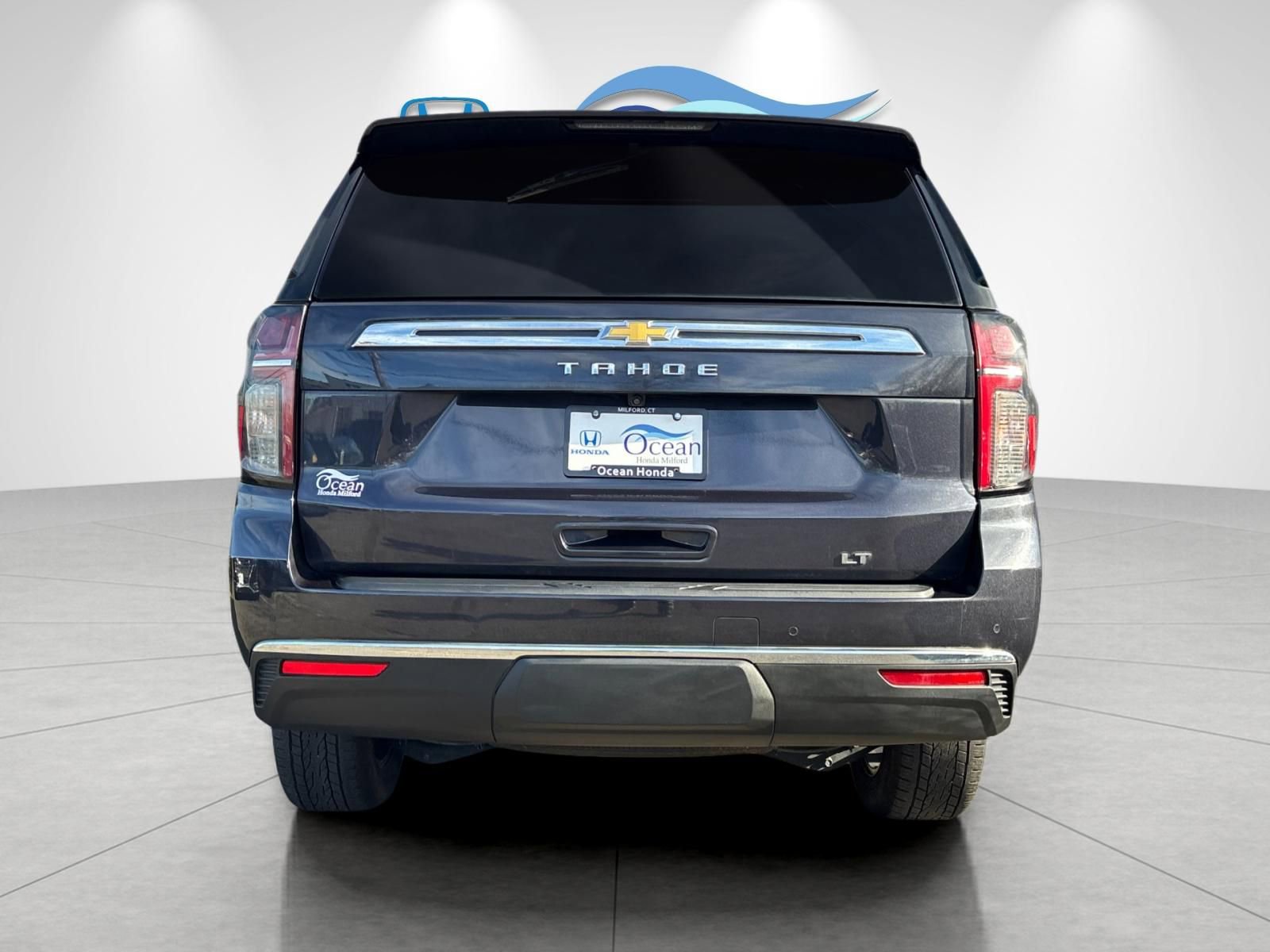 Used 2023 Chevrolet Tahoe LT w/ Luxury Package image 4