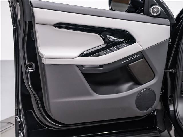 New 2026 Land Rover Range Rover Evoque S AWD/4WD image 23