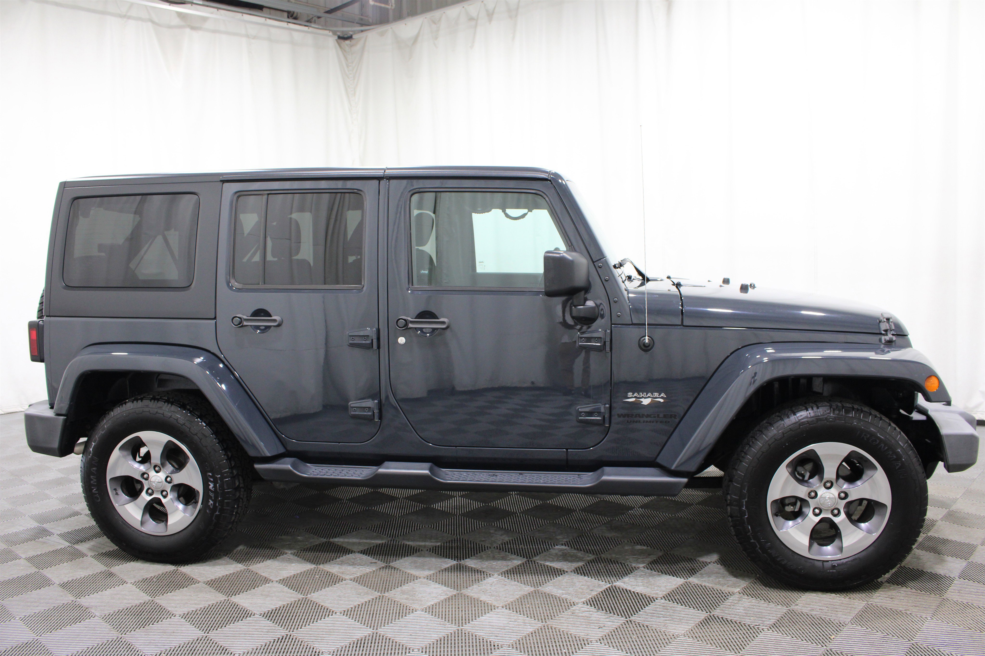 Used 2016 Jeep Wrangler Unlimited Sahara w/ Max Tow Package image 21