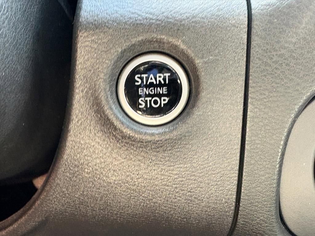 Certified 2024 Nissan Frontier SL w/ Technology Package image 14