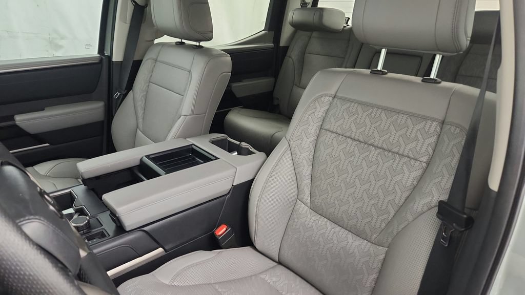 Used 2024 Toyota Tundra Limited AWD/4WD image 42
