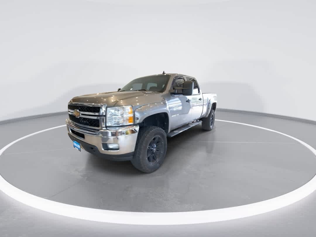 Used 2013 Chevrolet Silverado 2500 LT AWD/4WD image 4