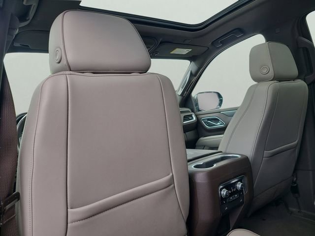 Used 2021 GMC Yukon SLT w/ SLT Luxury Plus Package RWD image 10