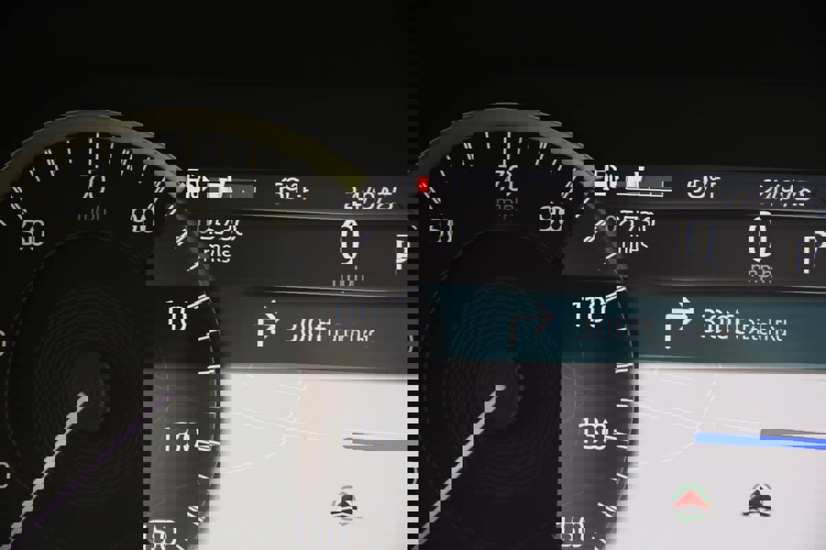 Used 2023 Land Rover Discovery S R-Dynamic image 43