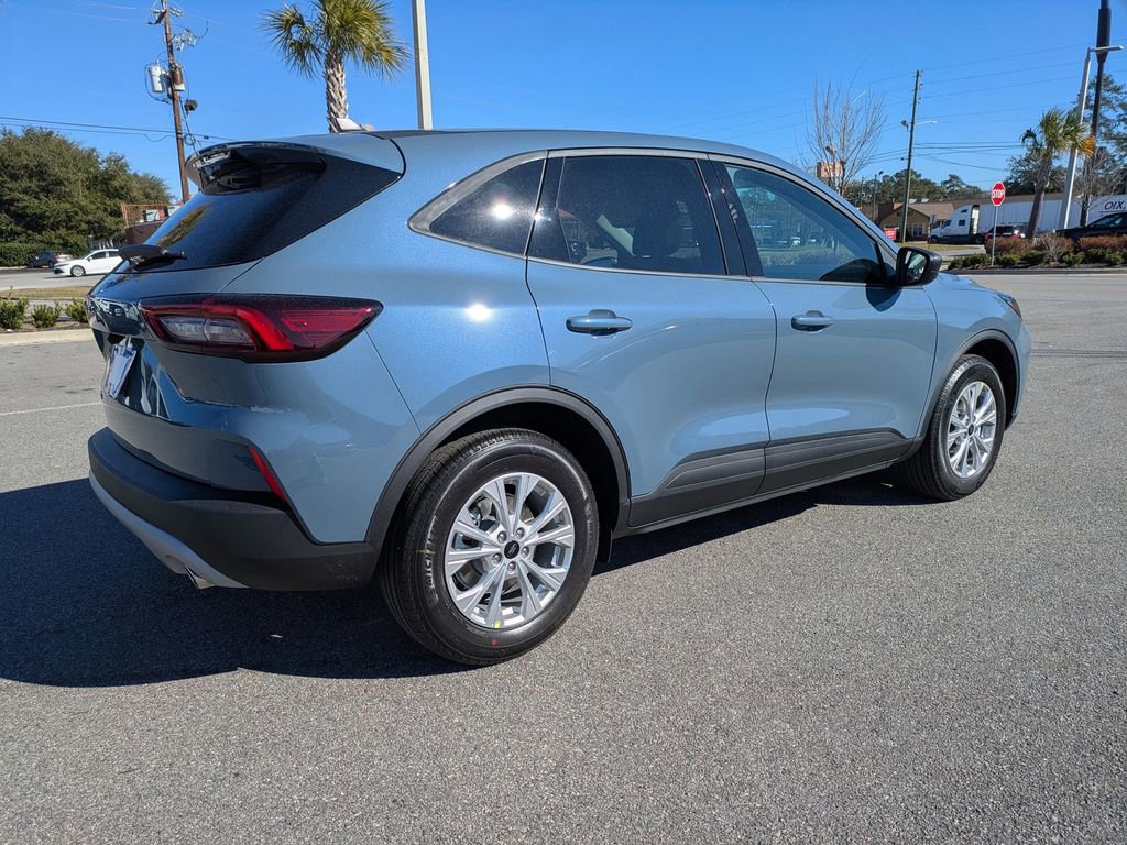 New 2026 Ford Escape Active image 4