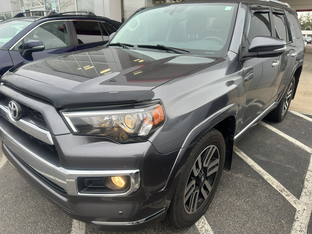 Used 2016 Toyota 4Runner Limited image 3