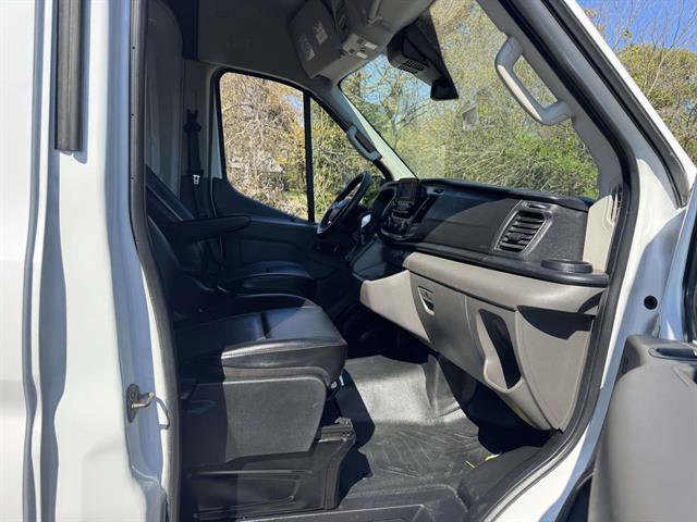 Used 2024 Ford Transit 250 148 Medium Roof RWD image 11