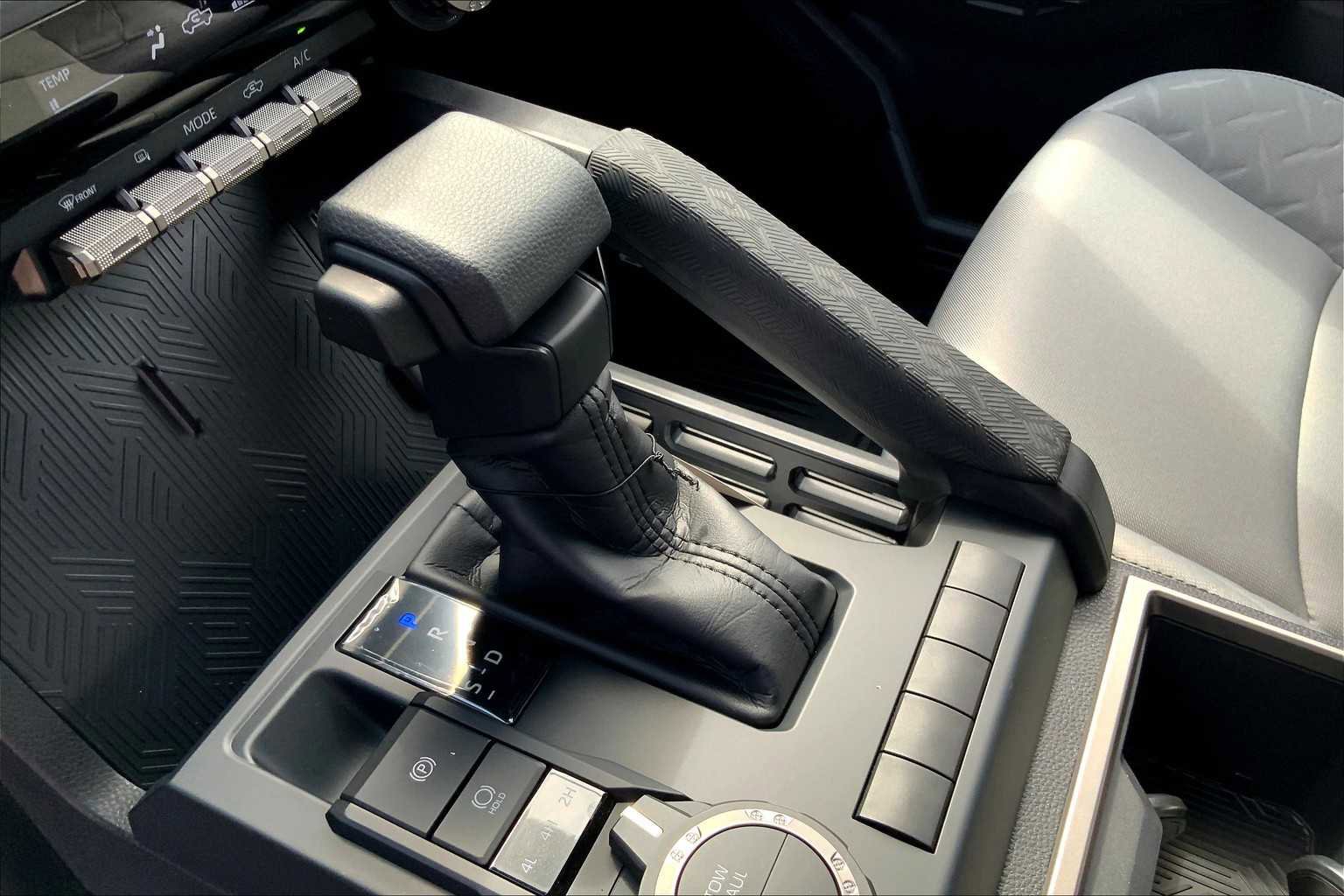 New 2025 Toyota Tacoma SR5 image 7