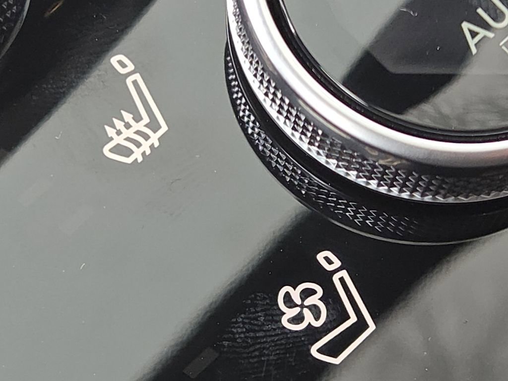 New 2026 INFINITI QX60 Luxe image 6