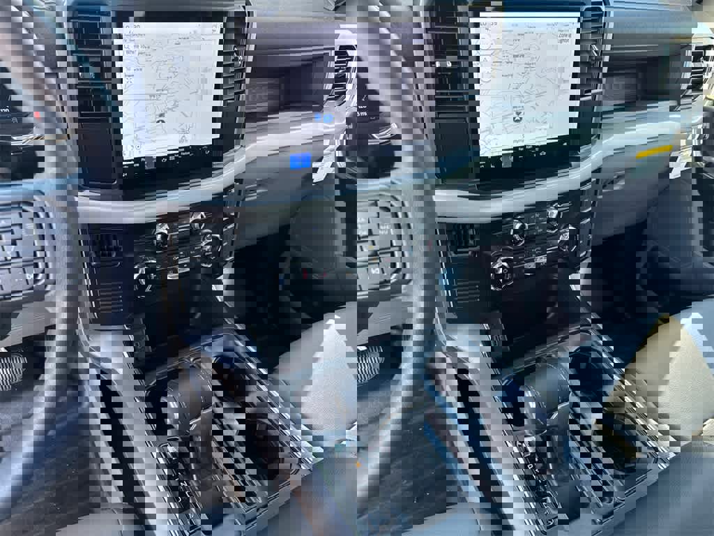 New 2023 Ford F150 Lightning Pro image 25