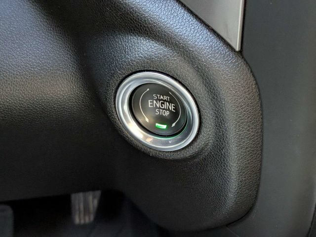 Used 2022 Chevrolet Silverado 1500 Custom AWD/4WD image 25