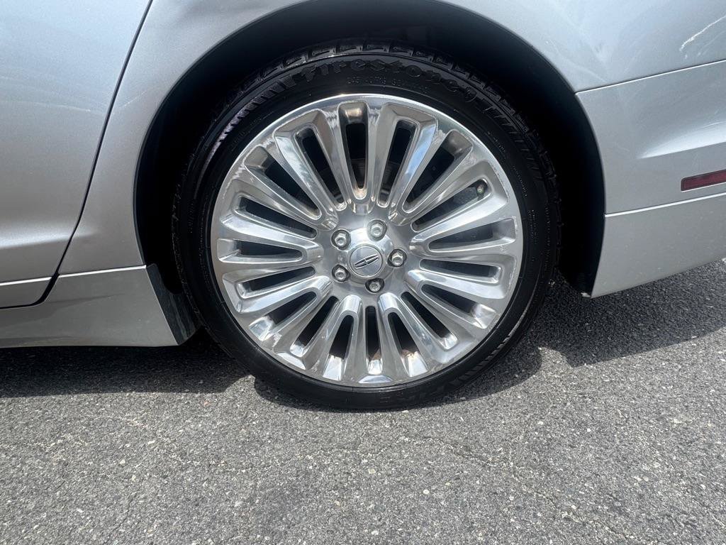 Used 2013 Lincoln MKZ FWD image 26
