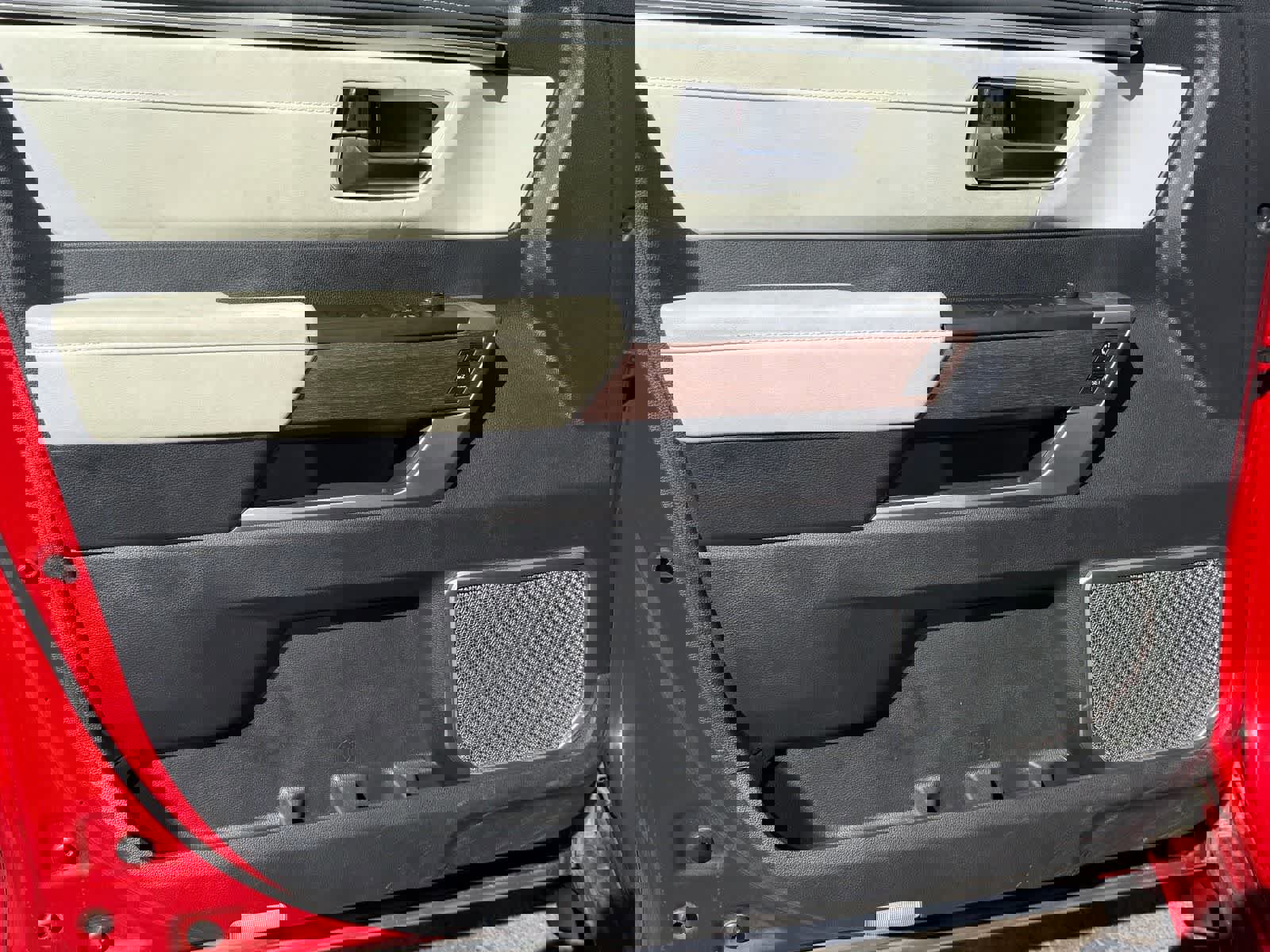 Used 2024 Toyota Sequoia Capstone image 15