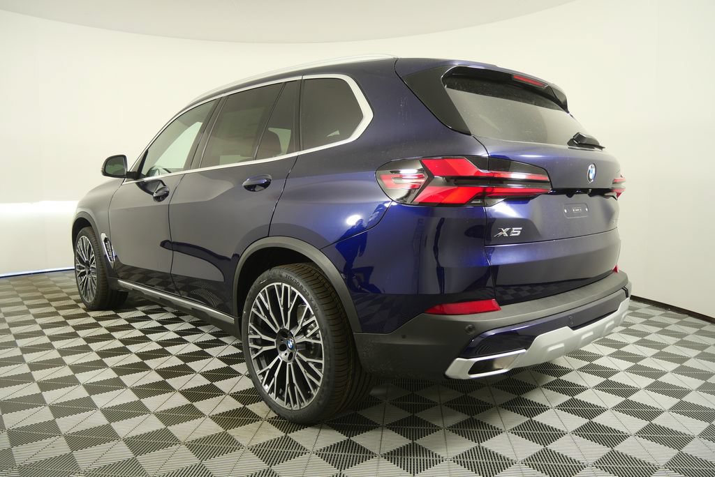 Used 2026 BMW X5 sDrive40i RWD image 3
