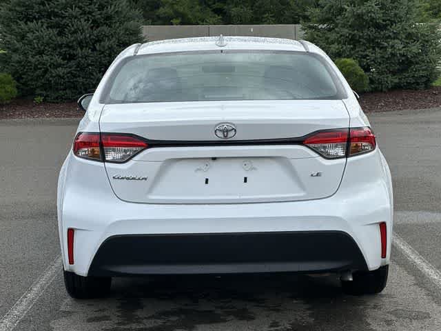 Used 2025 Toyota Corolla LE FWD image 4